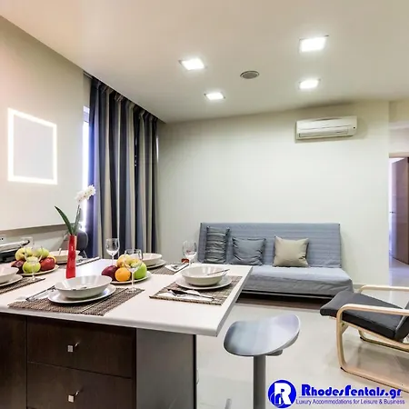 Rhodes Apartment *